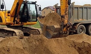 Выкопать яму экскаватором в Саранске от 951 руб. - 2Землекопа-Срн